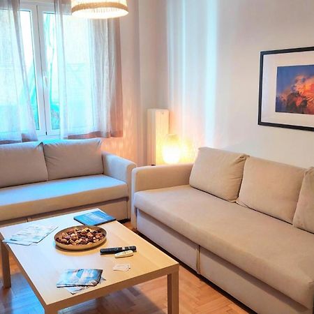 Cozy Apartment In Plaka Atenas Exterior foto