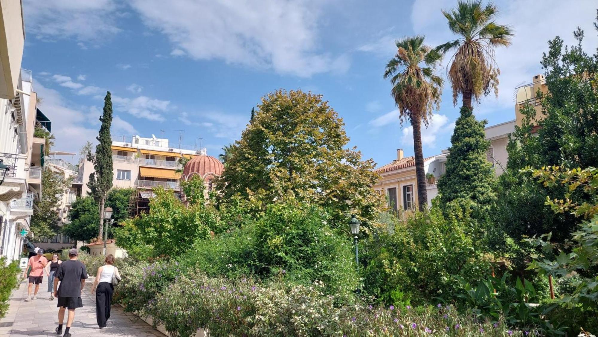 Cozy Apartment In Plaka Atenas Exterior foto