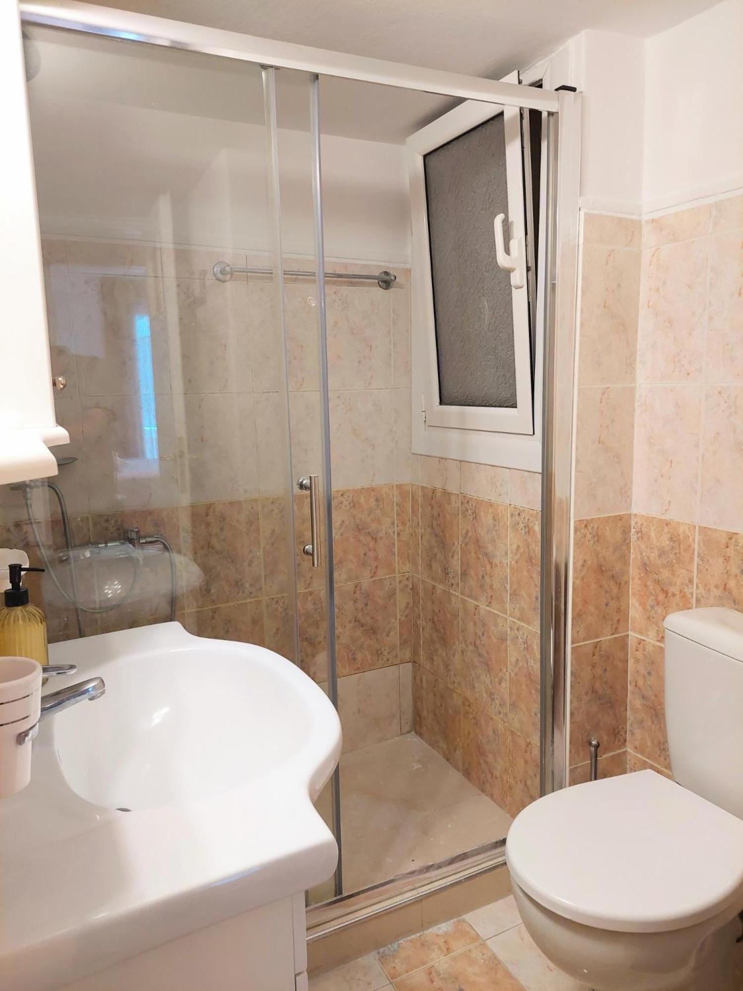 Cozy Apartment In Plaka Atenas Exterior foto